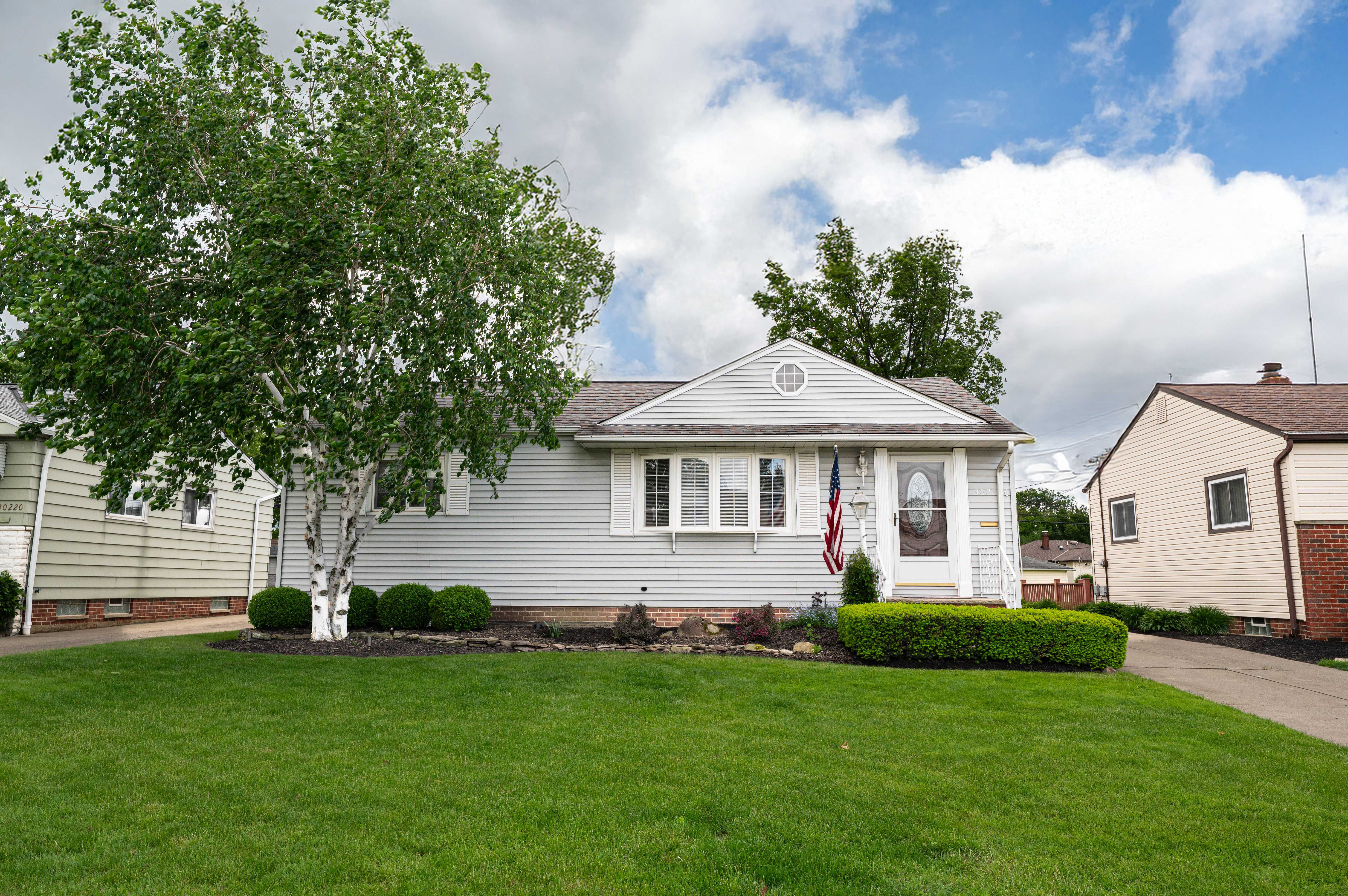 30216 Barjode Road, Willowick, OH, USA, 44095 - Thumbnail 2