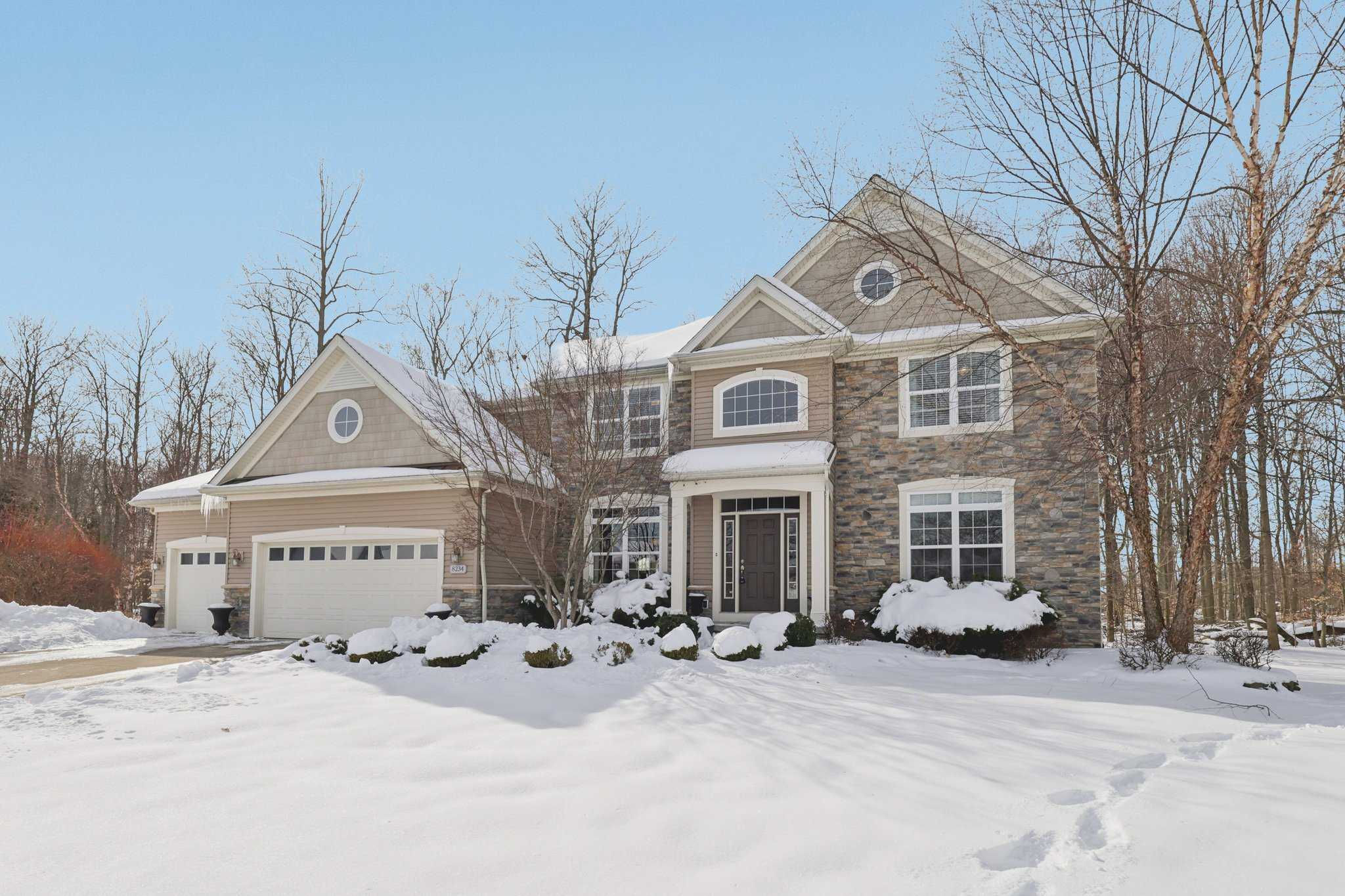 8234 Talbot Circle, Mentor, OH, USA, 44060 - Thumbnail 2