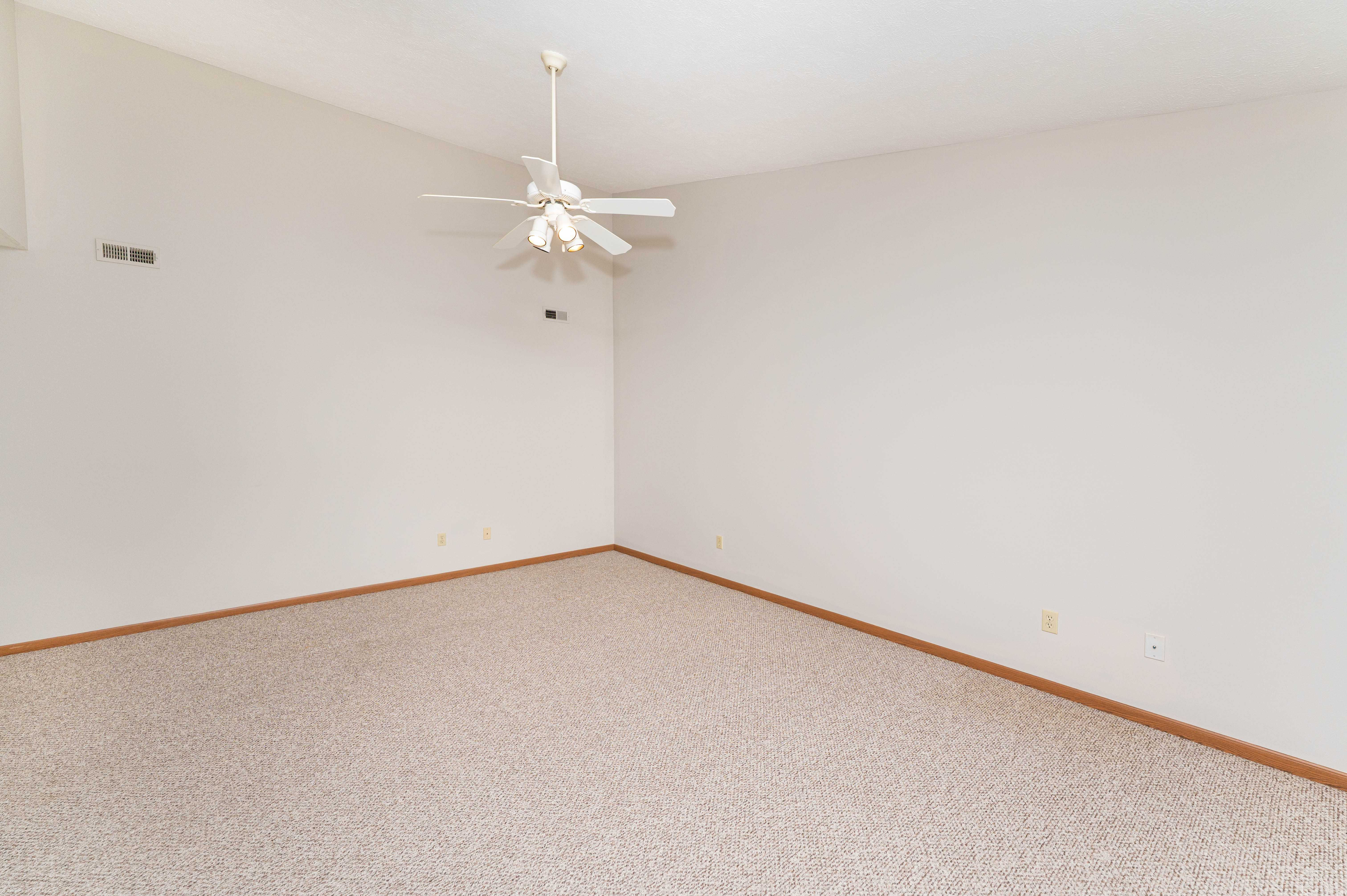 695 North Creek Drive, Painesville, OH, USA, 44077 - Thumbnail 4