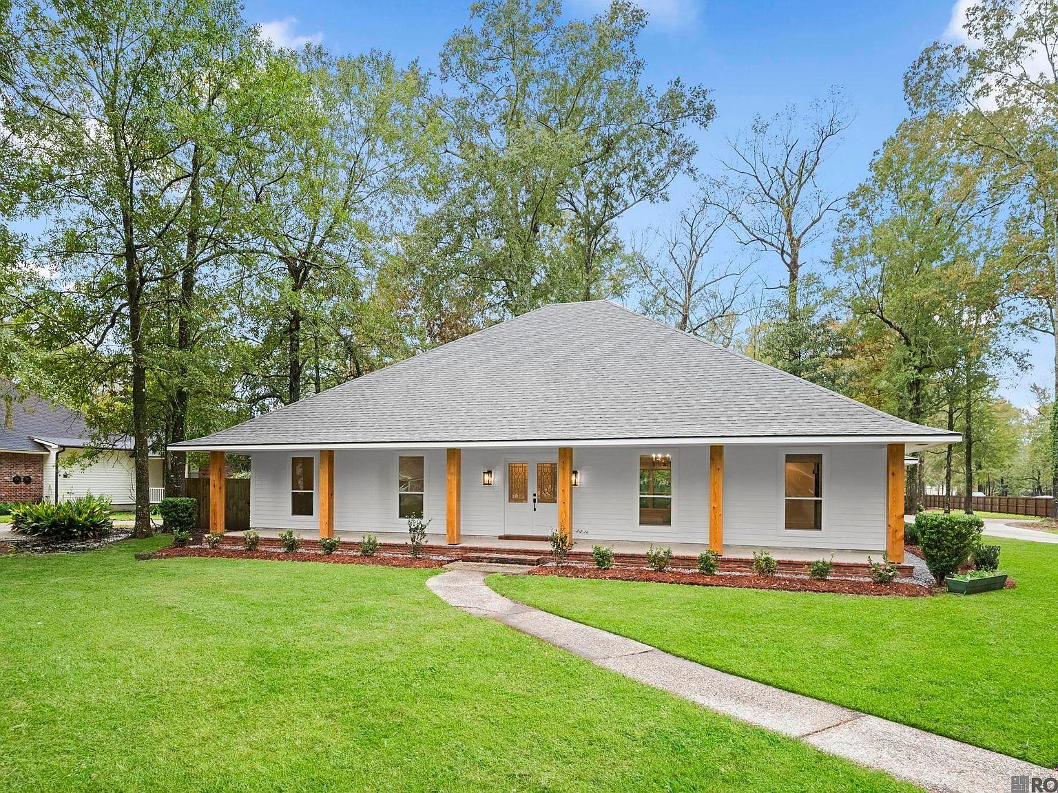 5912 Harness Rd Baton Rouge, LA 70817 - Thumbnail 2