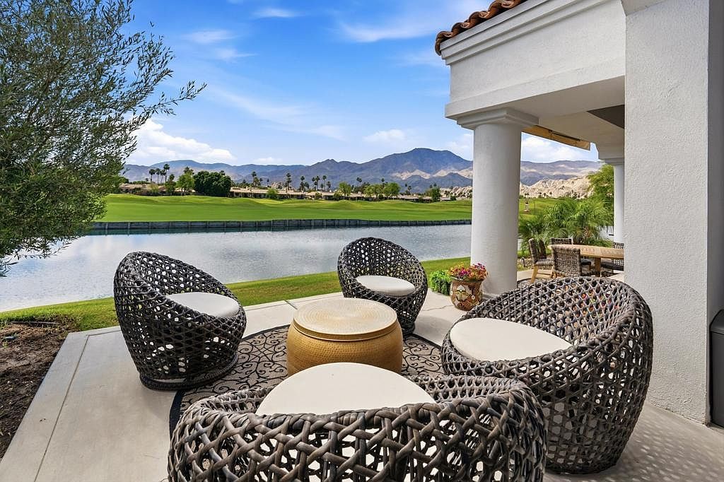 54652 Inverness Way La Quinta, CA 92253  | Condominium