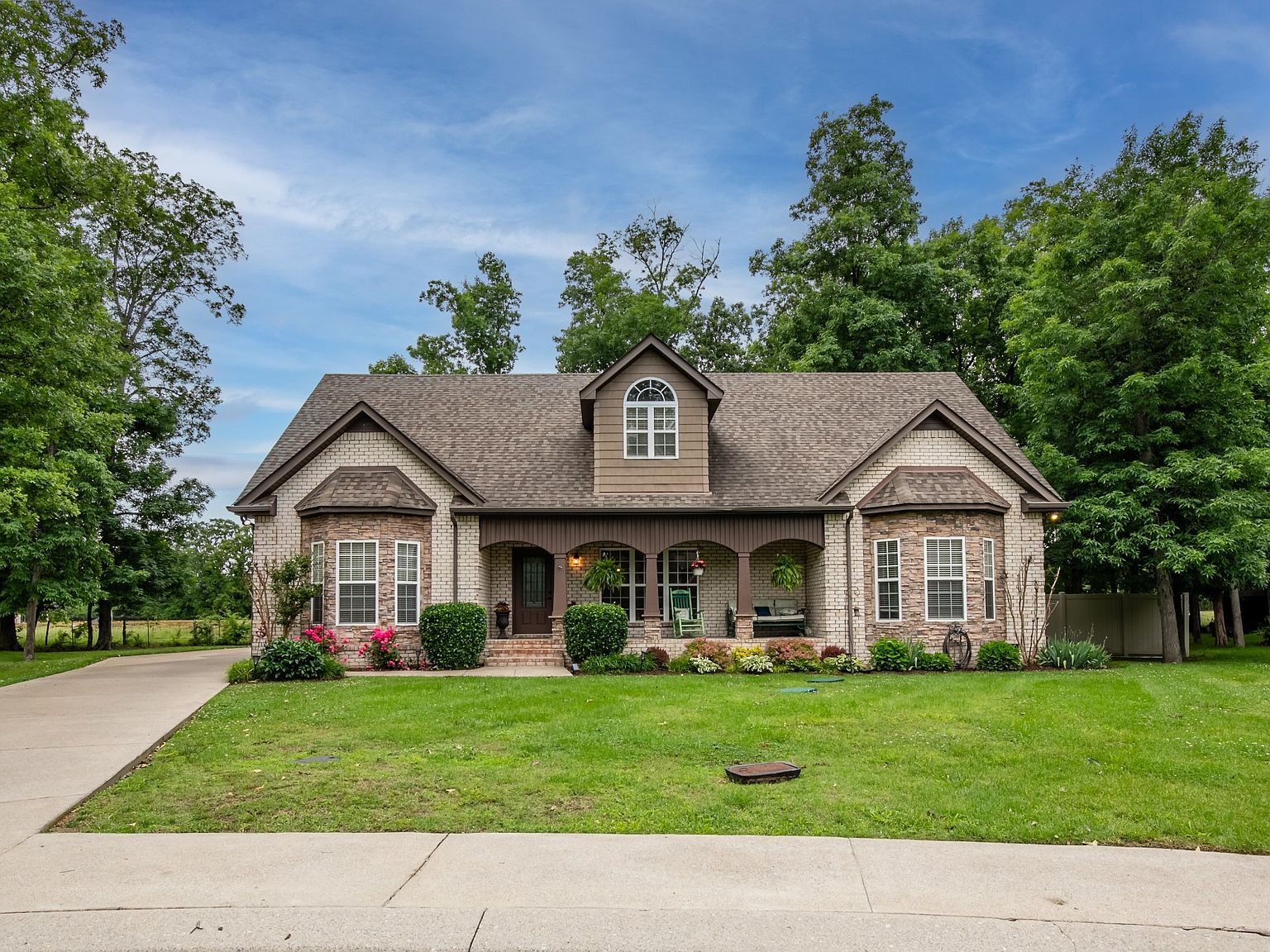 109 Red Top Ct Murfreesboro, TN 37128 - Thumbnail 2