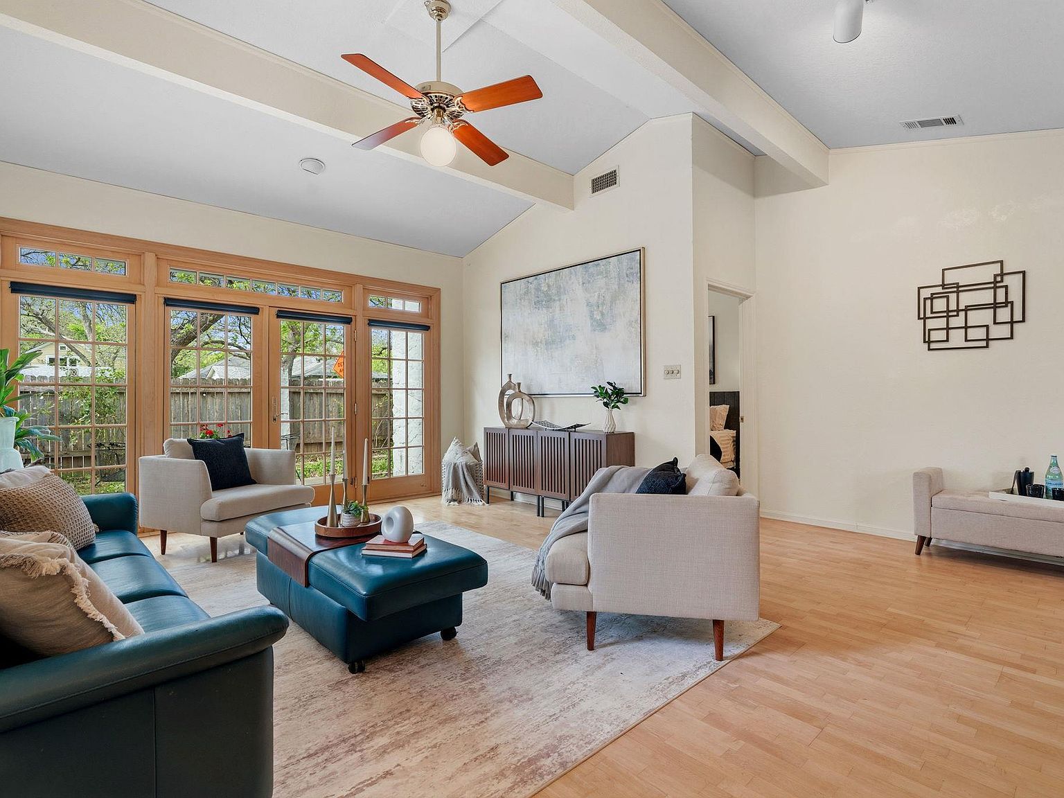 407 Towne Park Trl Austin, TX 78751  | New build