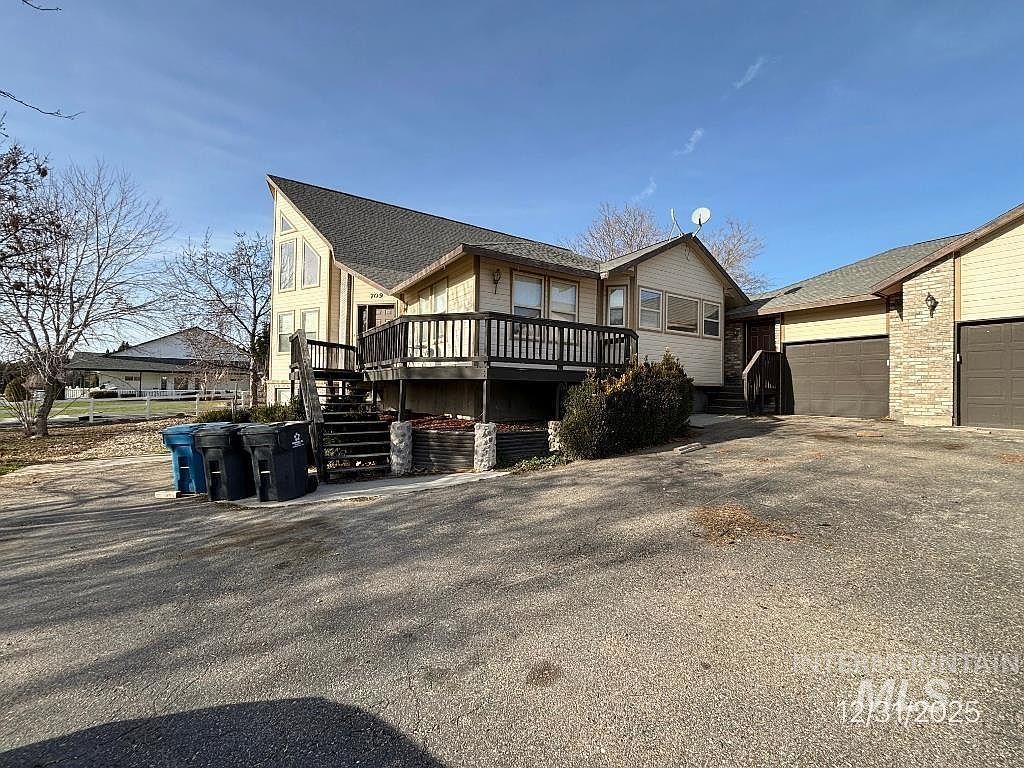 709 Sherry Rd Nampa, ID 83686 - Thumbnail 2
