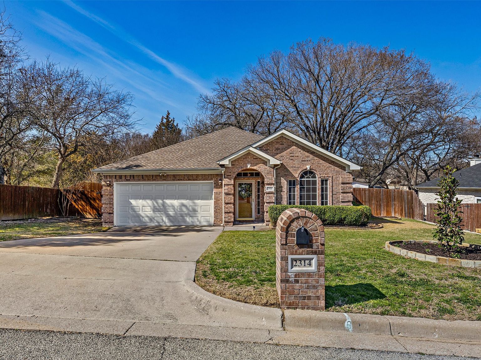 2314 Summer Brook Dr Weatherford, TX 76087 - Thumbnail 2