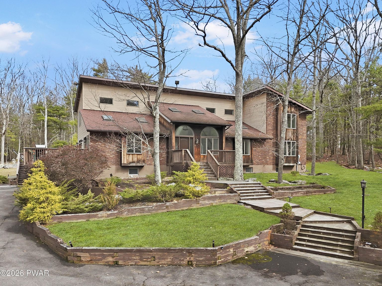 111 Westbrook Ct Tafton, PA 18464  | Single Family