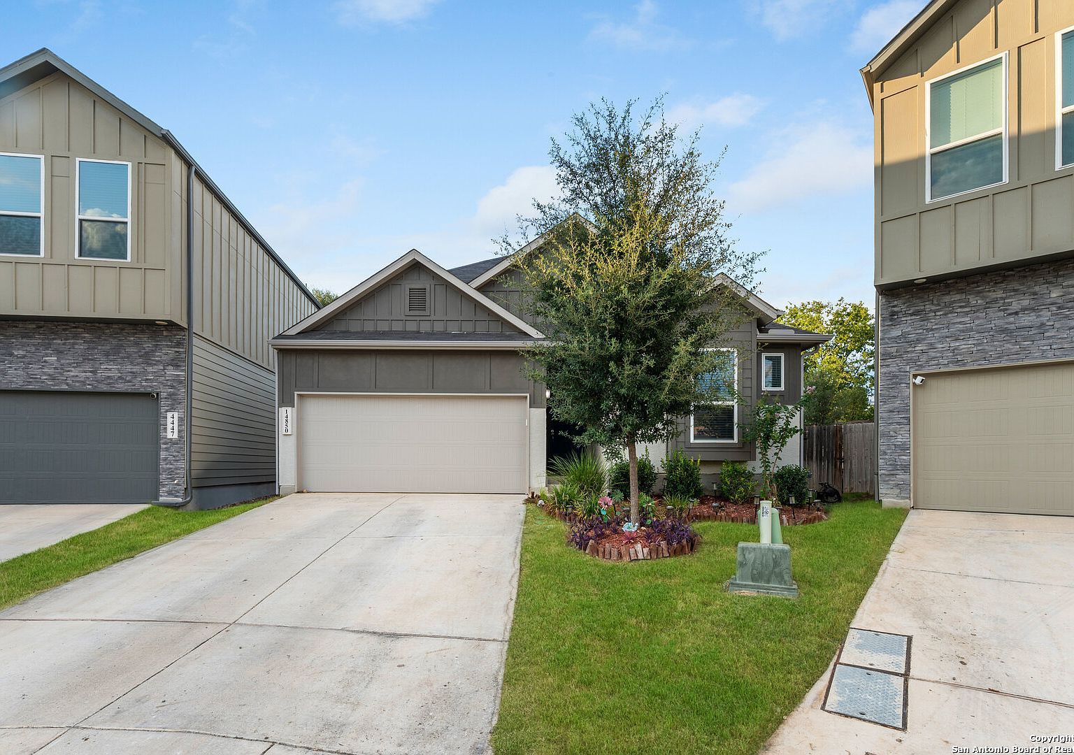 14850 Maverick Ave San Antonio, TX 78217 - Thumbnail 2