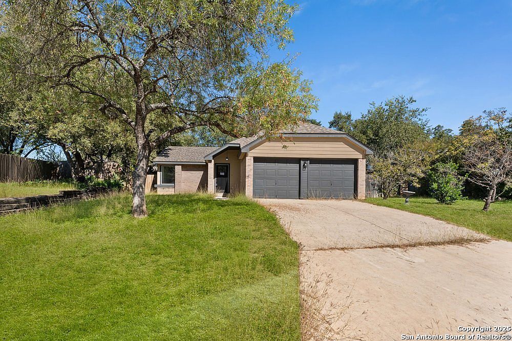 9511 Deerbrook San Antonio, TX 78250 - Thumbnail 2