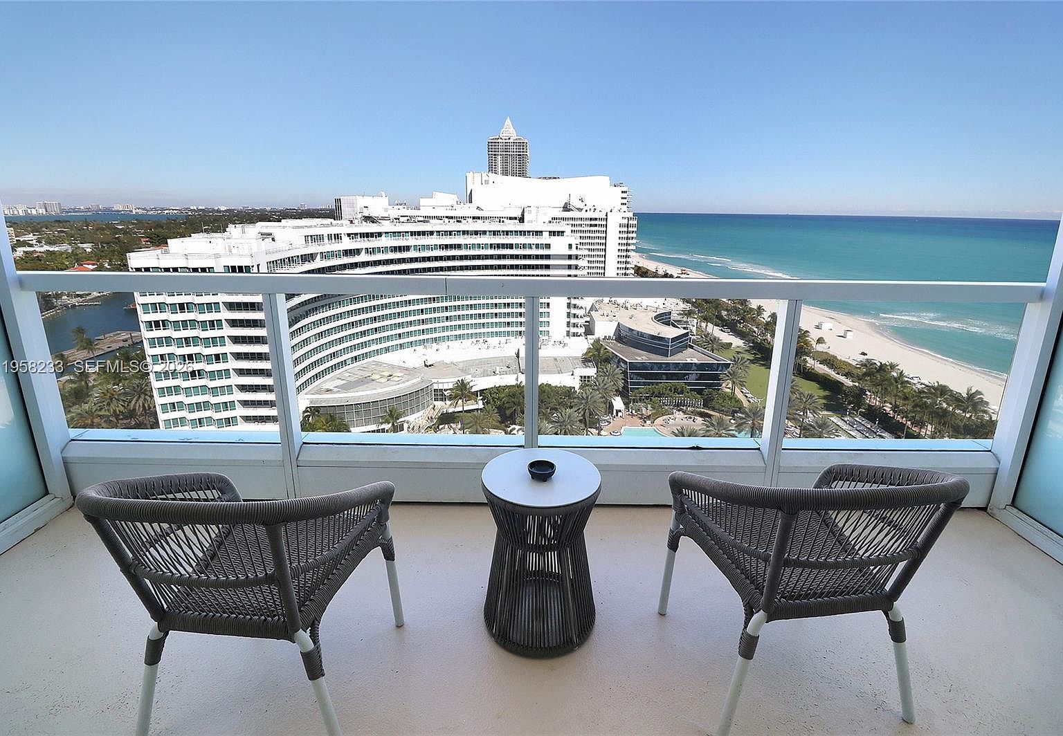 4391 Collins Ave #1703 Miami Beach, FL 33140 - Thumbnail 2