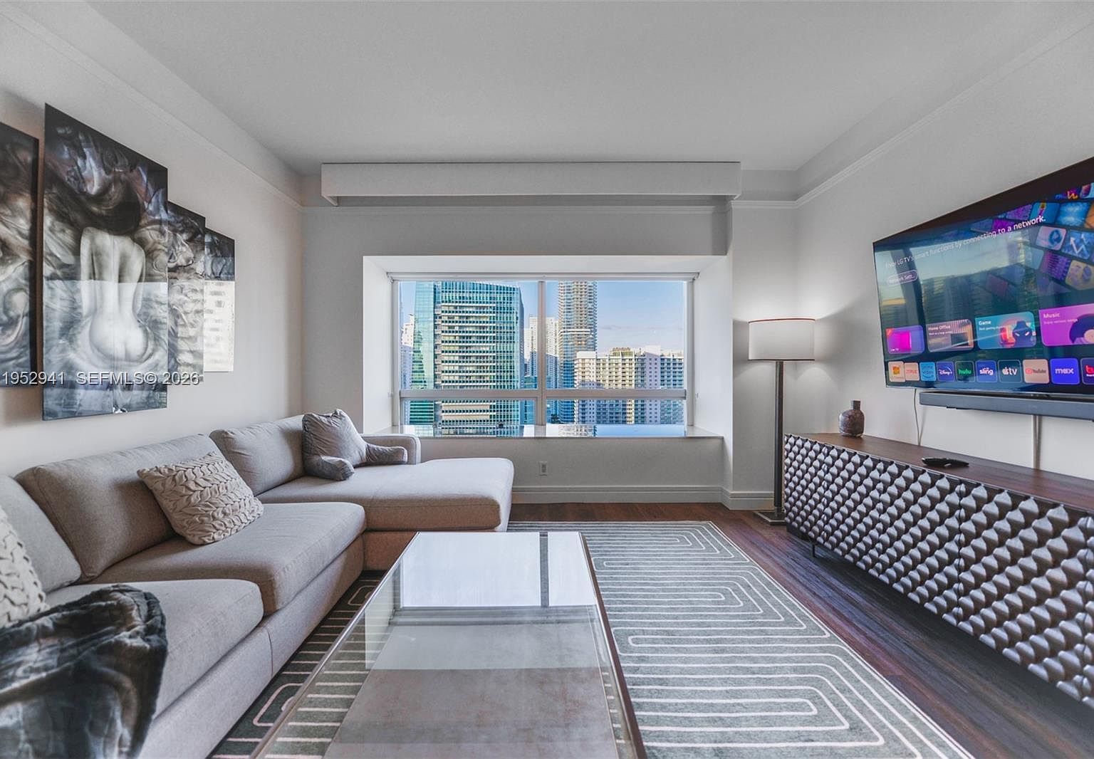 1435 Brickell Ave #3510 Miami, FL 33131 - Thumbnail 2