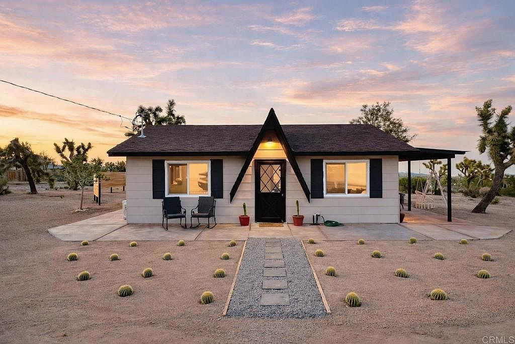 57222 Hillcrest Dr Yucca Valley, CA 92284  | Single Family