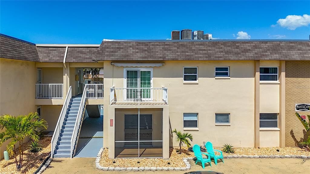 184 117th Ave APT 2 Treasure Island, FL 33706 - Thumbnail 2