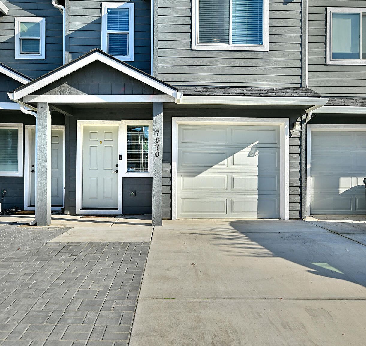 7870 Phaedra Ln White City, OR 97503 - Thumbnail 2