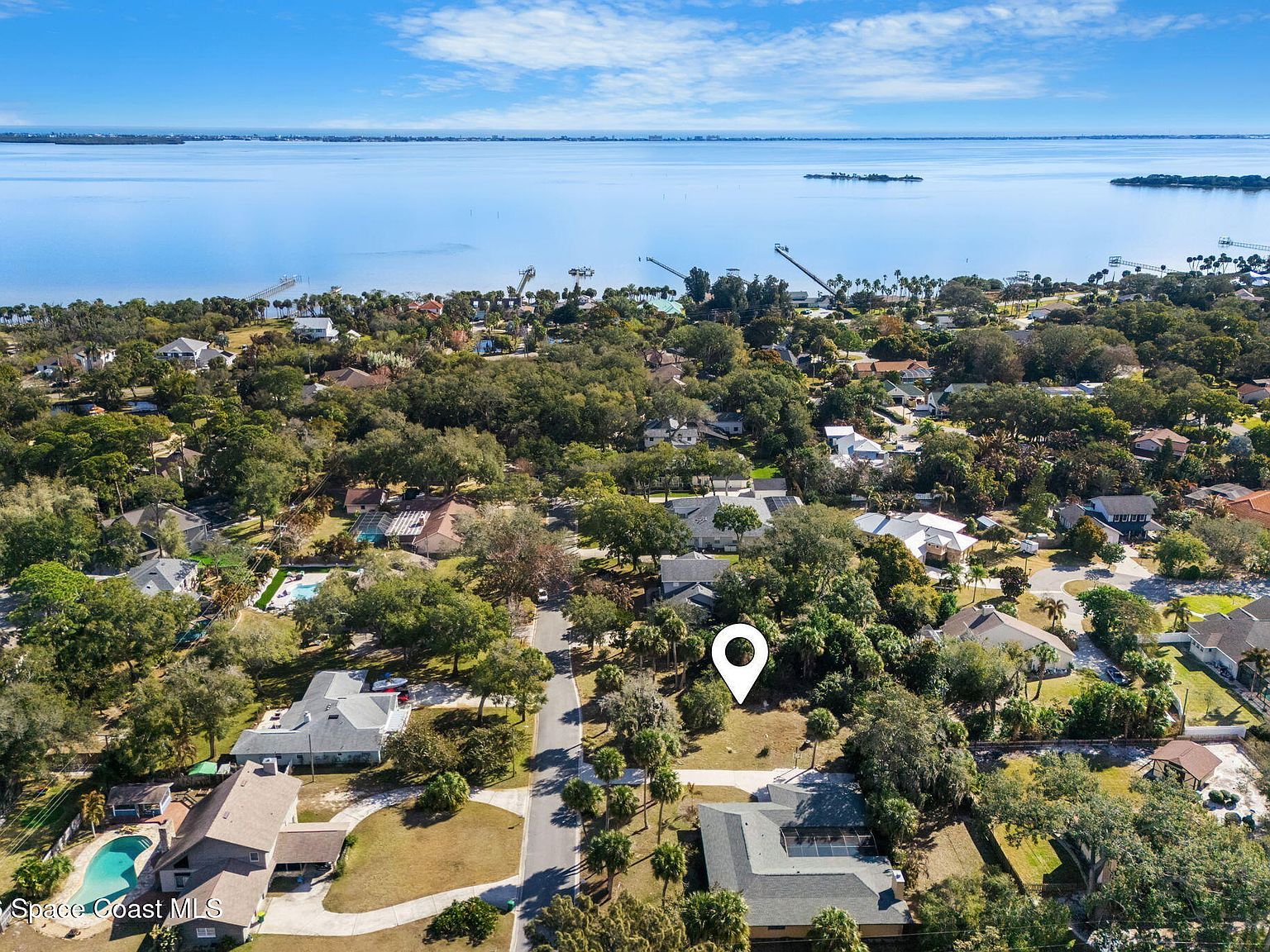 1485 S Oaks Dr Merritt Island, FL 32952 - Thumbnail 2