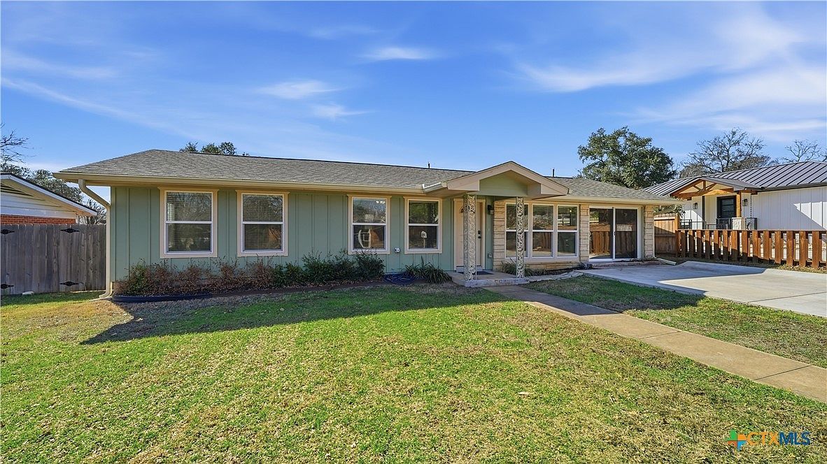 1409 Highland Dr San Marcos, TX 78666 - Thumbnail 2