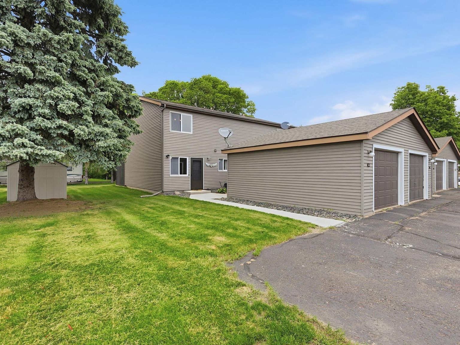 333 Odanah Ave APT 4A New Richmond, WI 54017, 54017
