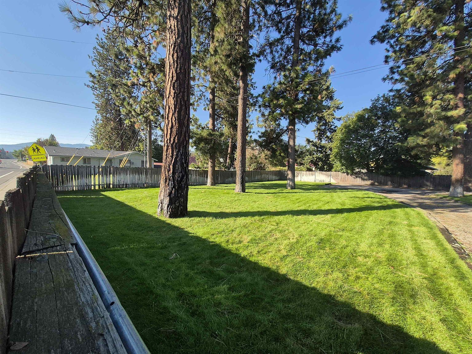 140X S University Rd Spokane, WA 99206 - Thumbnail 2