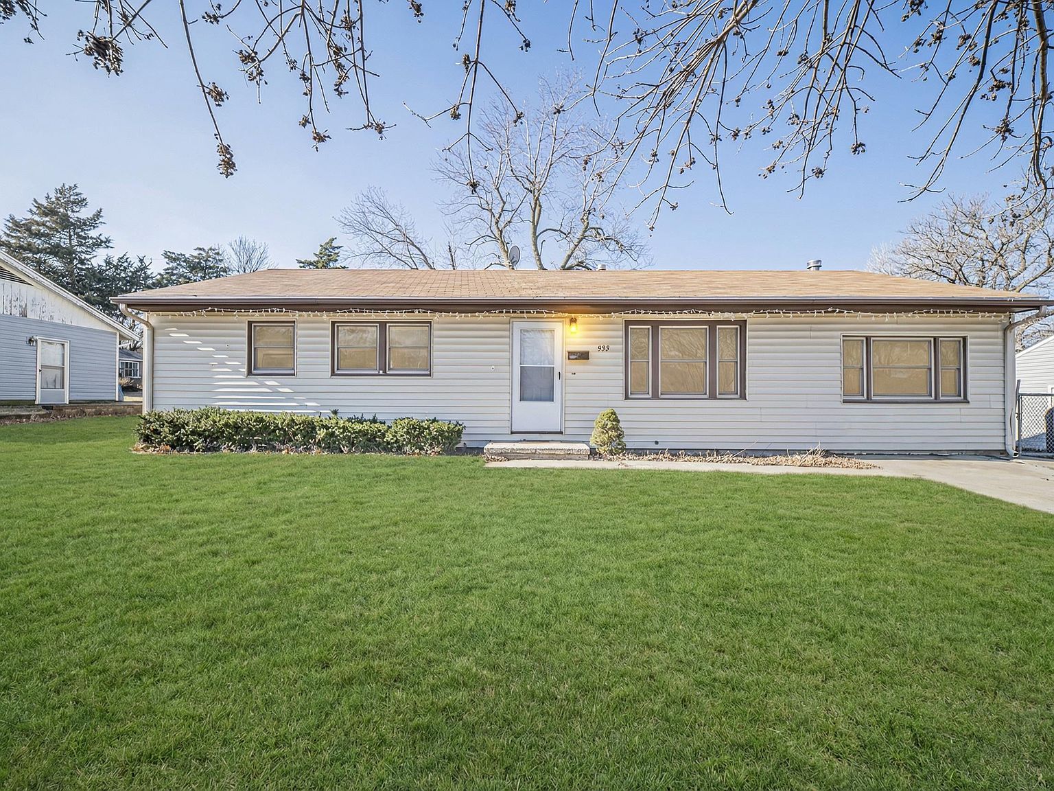 922 S Garfield St Junction City, KS 66441 - Thumbnail 2