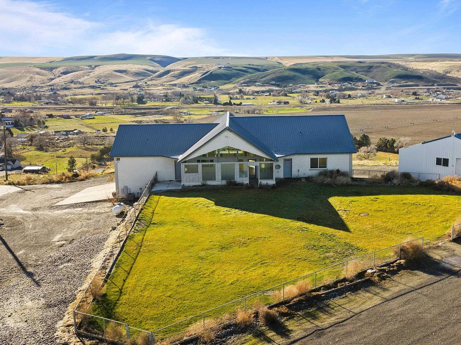 61910 E Solar Pr NE Benton City, WA 99320 - Thumbnail 2