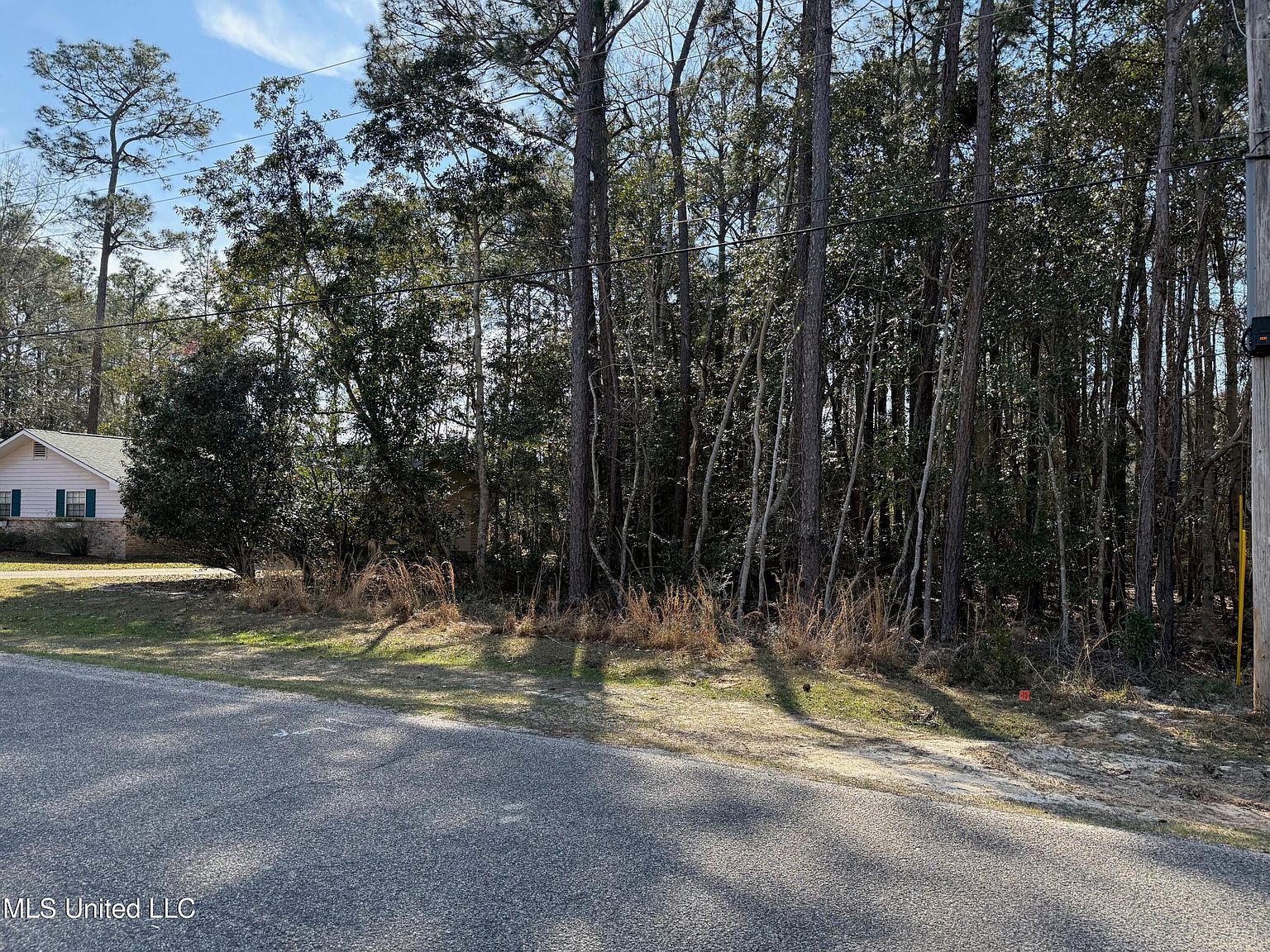 84127 Bayou Dr #47 Diamondhead, MS 39525 - Thumbnail 2