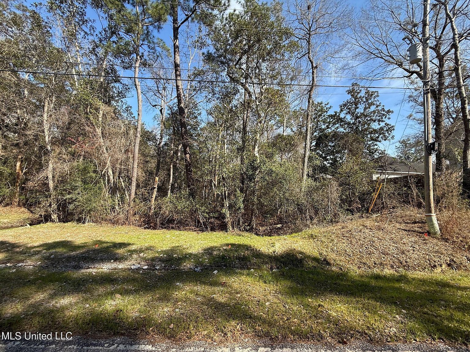 94142 Bayou Dr #77 Diamondhead, MS 39525 - Thumbnail 2