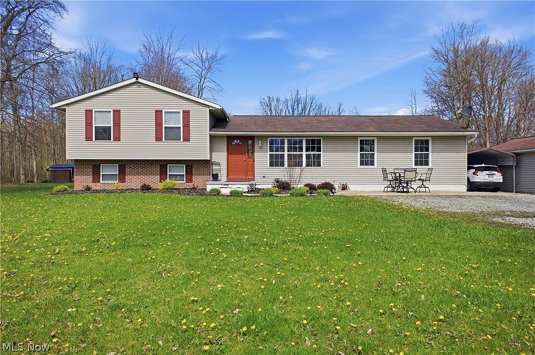 2003 Mahoning Rd Deerfield, OH 44411  | Single Family