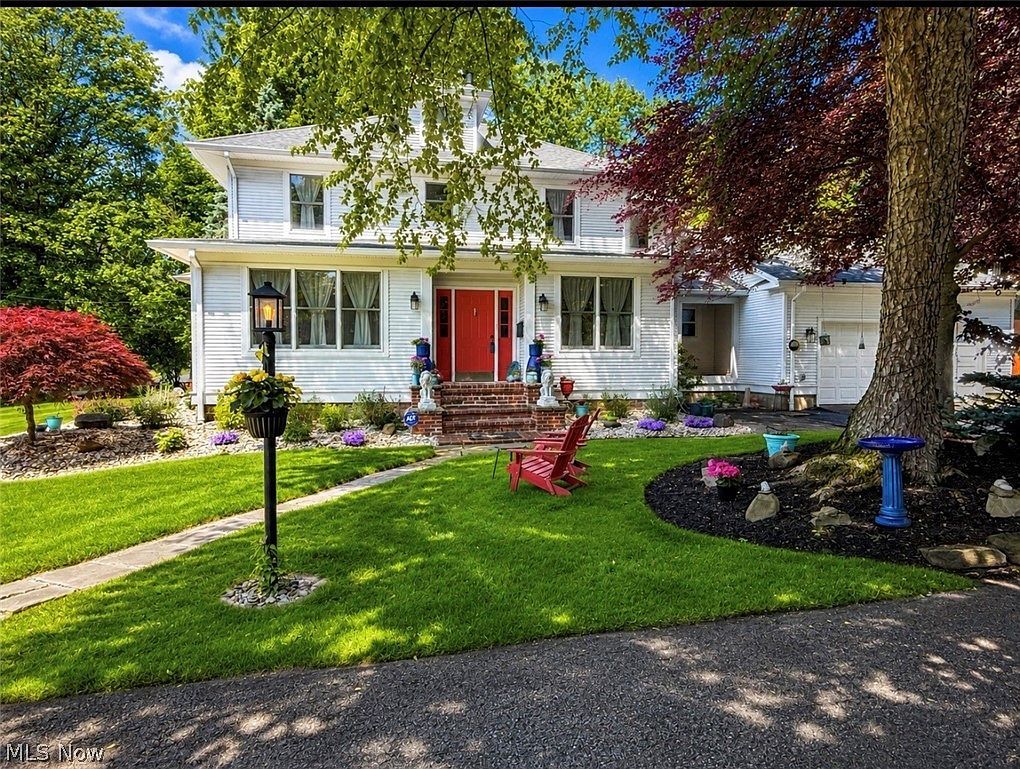 12 Riverside Dr Poland, OH 44514, 44514