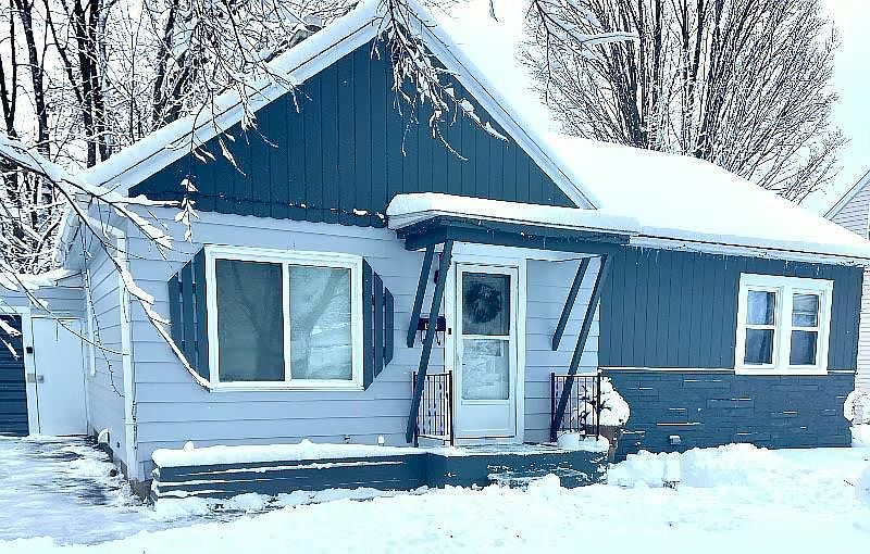 1019 N 8th Ave Wausau, WI 54401 - Thumbnail 2