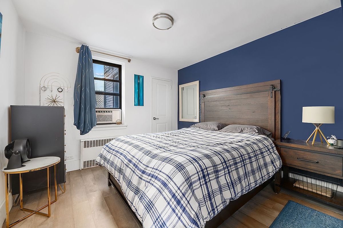 2420 Morris Ave APT 1I Bronx, NY 10468 - Thumbnail 2