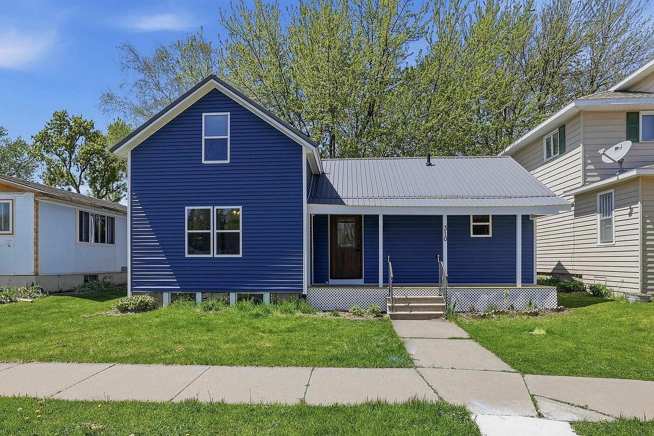 310 N Maple Ave Marshfield, WI 54449, 54449