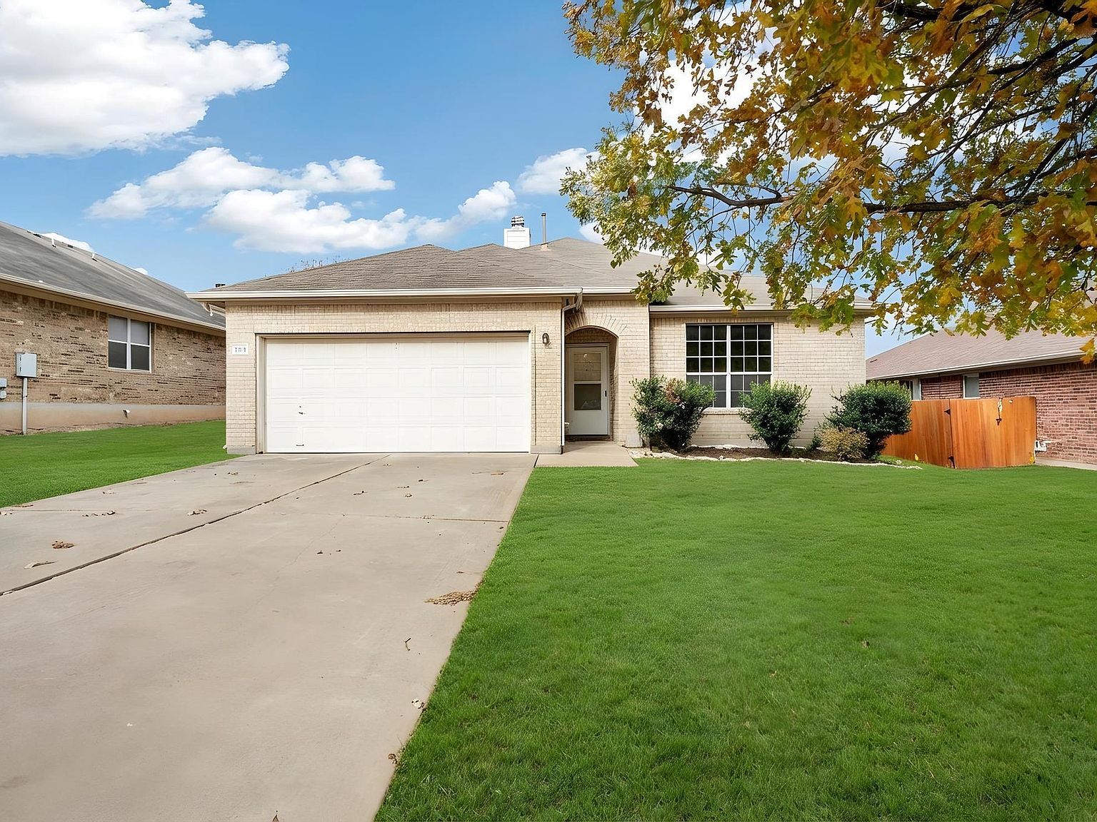 144 Oxford Dr Kyle, TX 78640 - Thumbnail 2