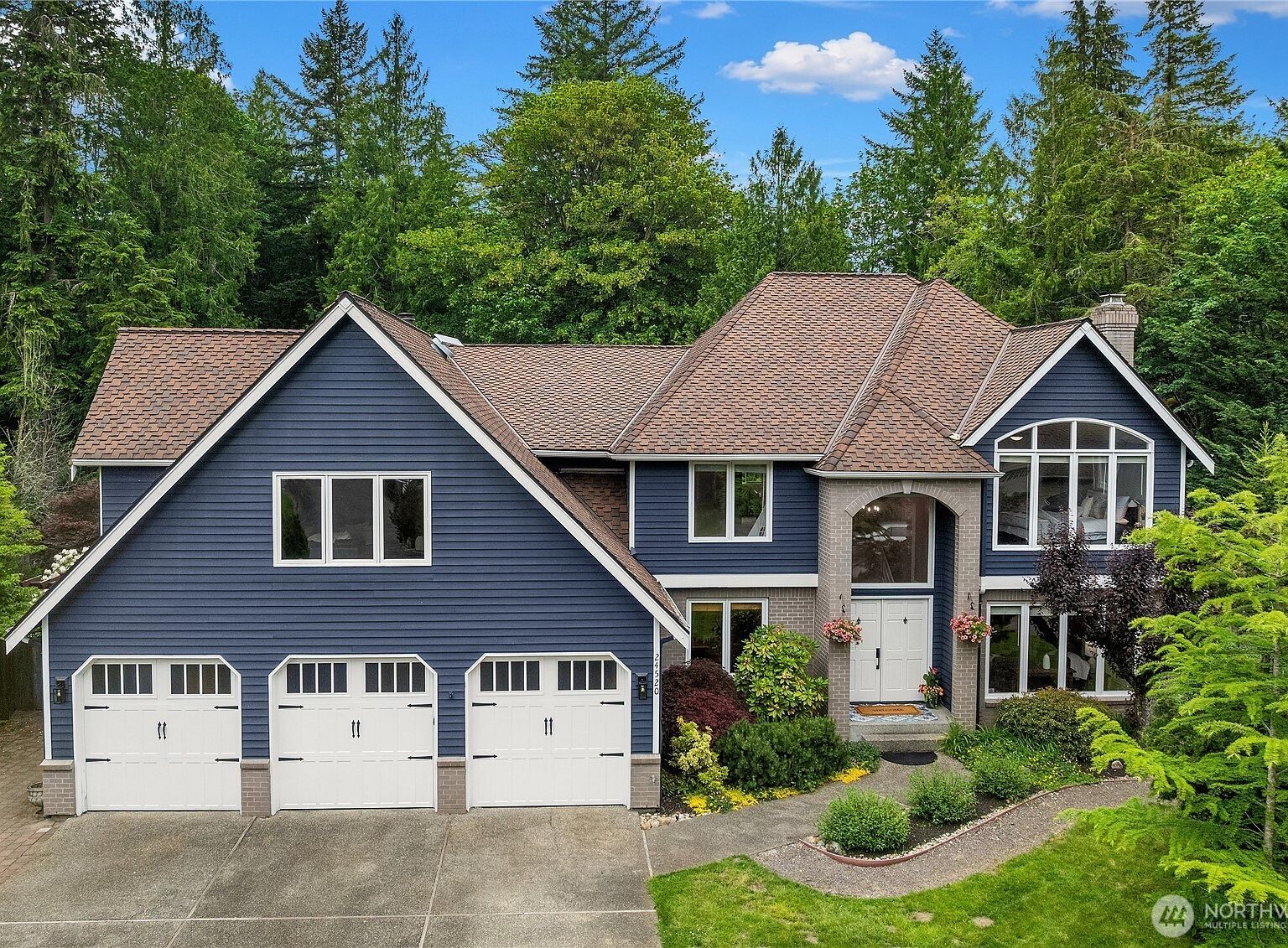 24520 NE 11th Pl Sammamish, WA 98074, 98074