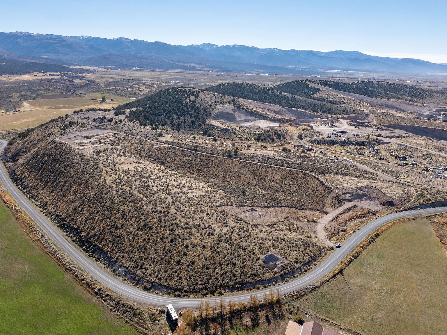 11380 E Gravel Pit Rd Mount Pleasant, UT 84647 - Thumbnail 2