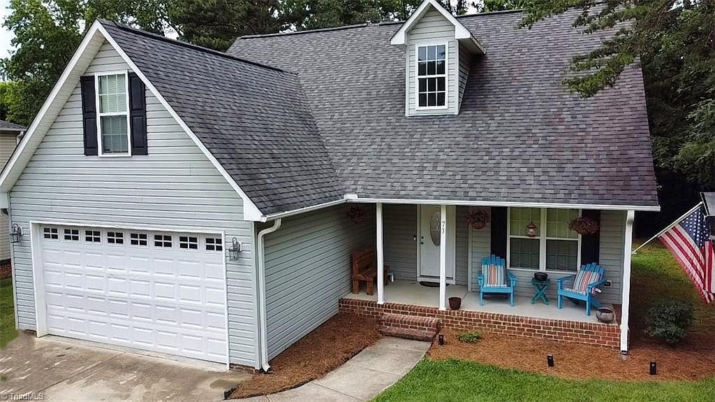 73 Harris Farm Ct Thomasville, NC 27360 - Thumbnail 2