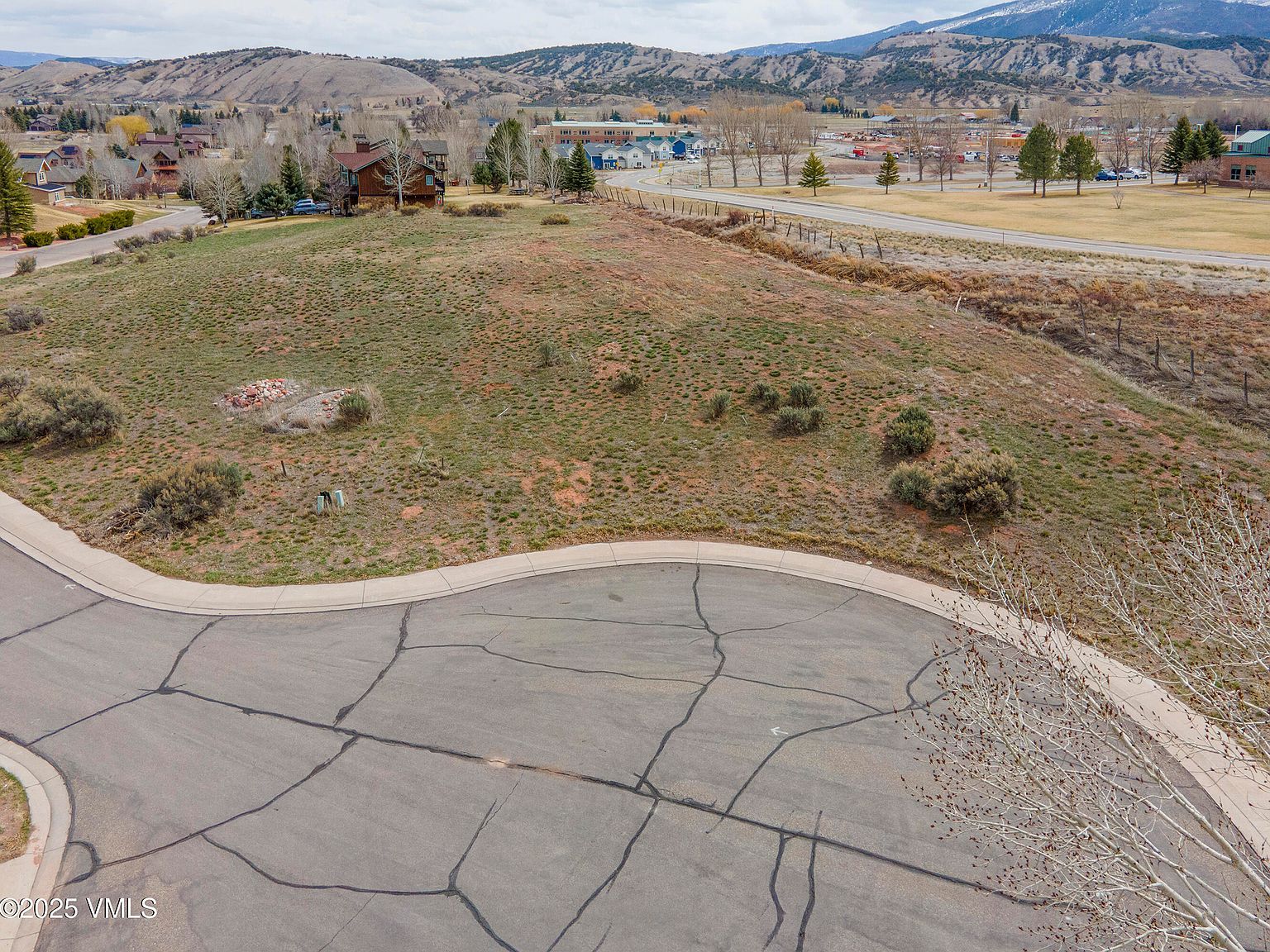 405 Red Fox Dr Gypsum, CO 81637 - Thumbnail 2