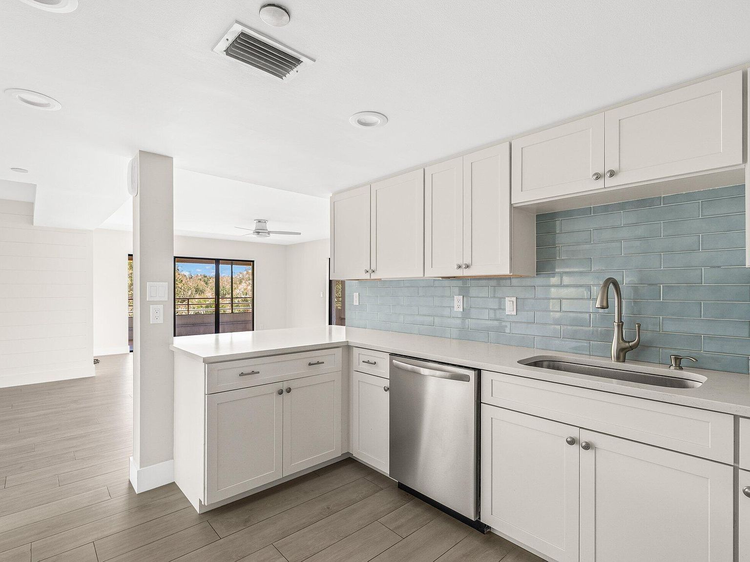 343 Oak Harbour Dr #343 North Palm Beach, FL 33408 - Thumbnail 2