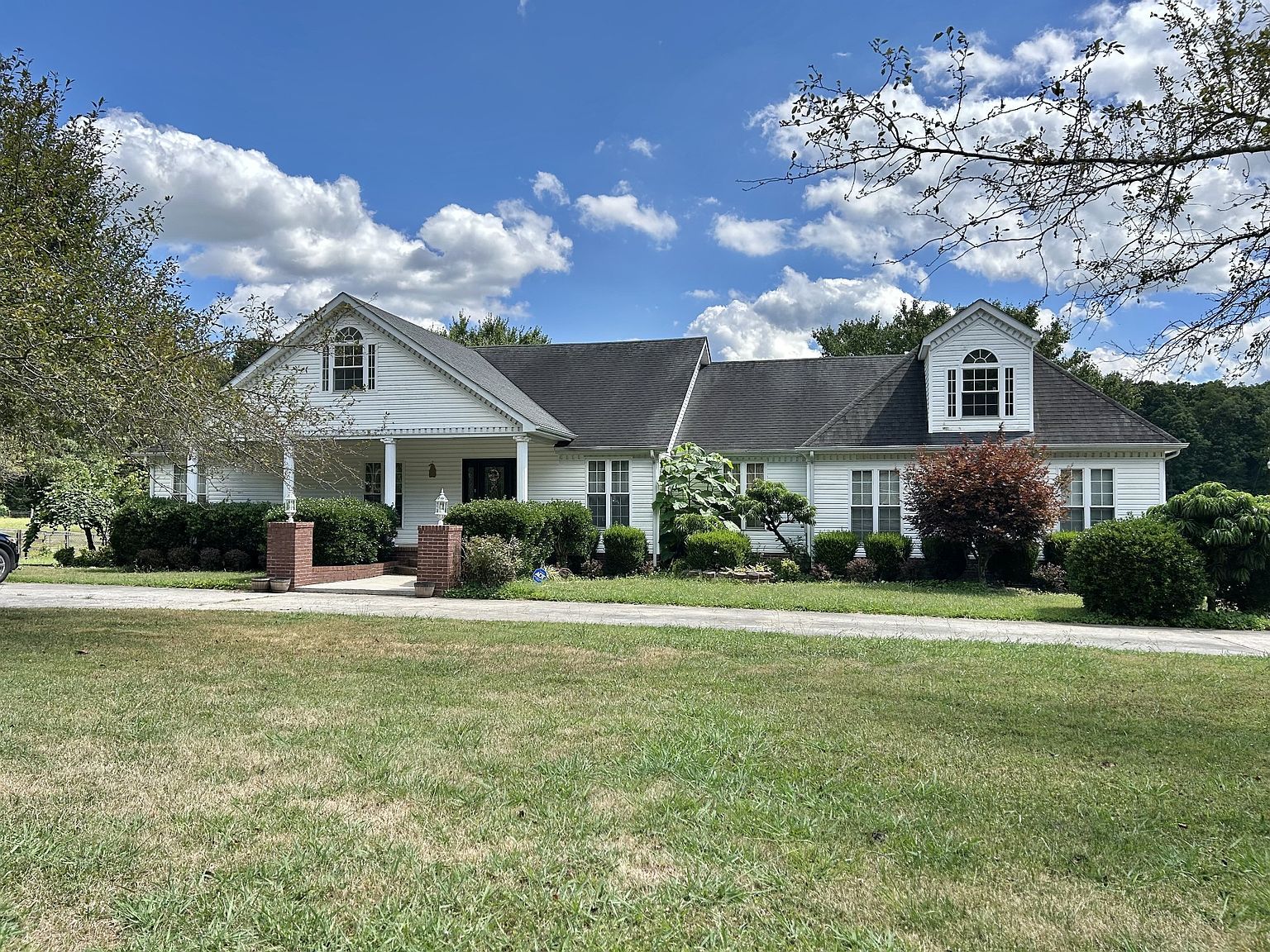 431 Jack Thomas Dr Manchester, TN 37355 - Thumbnail 2