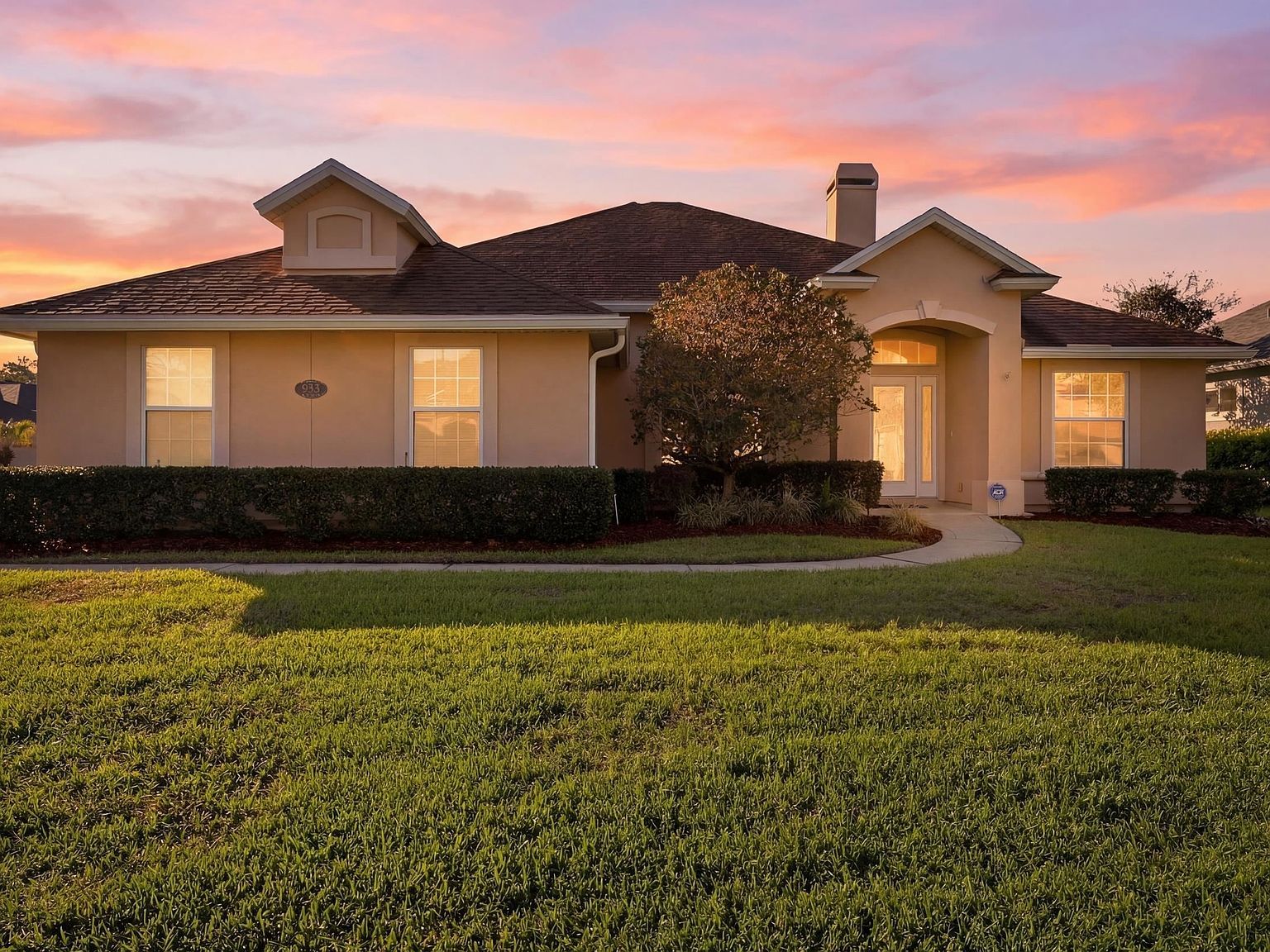 933 Oxford Dr Saint Augustine, FL 32084 - Thumbnail 2