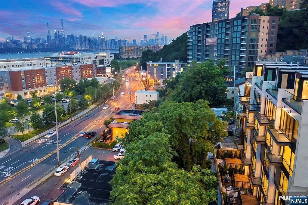 8822 Churchill Rd North Bergen, NJ 07047 - Thumbnail 2