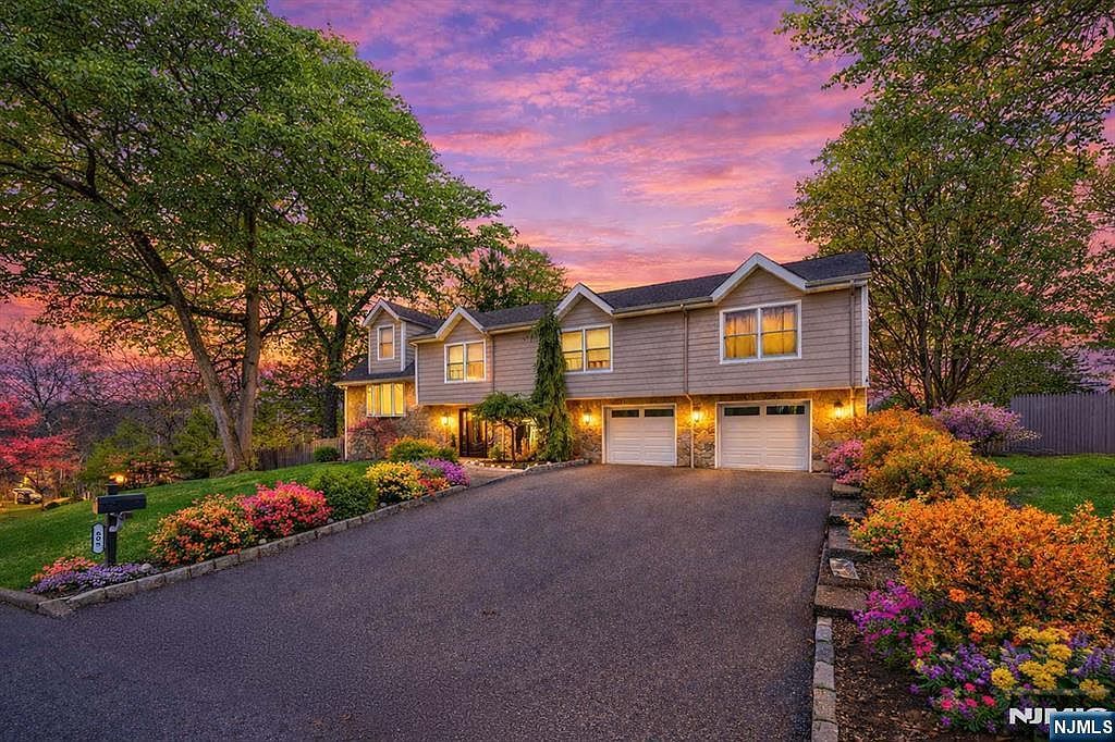 605 Gladys Ct Northvale, NJ 07647  | Single Family