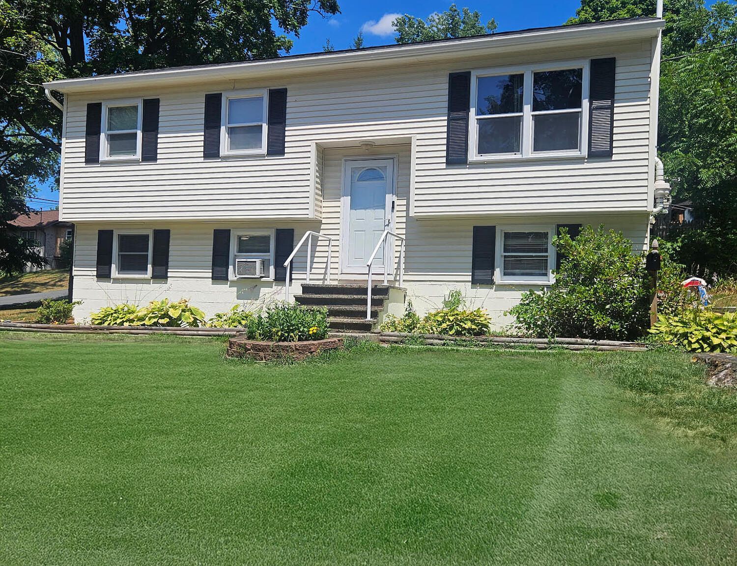 24 Electric Ave East Greenbush, NY 12061 - Thumbnail 2