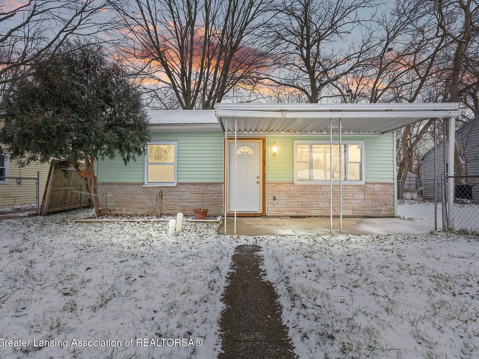 2101 Mary Ave Lansing, MI 48910 - Thumbnail 2