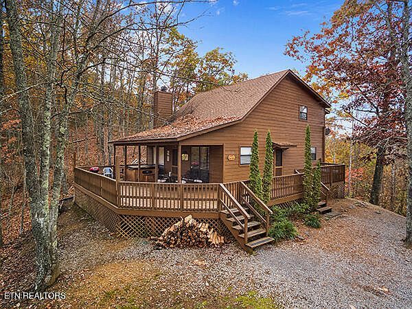 3334 Bear Mountain Ln Sevierville, TN 37876 - Thumbnail 2