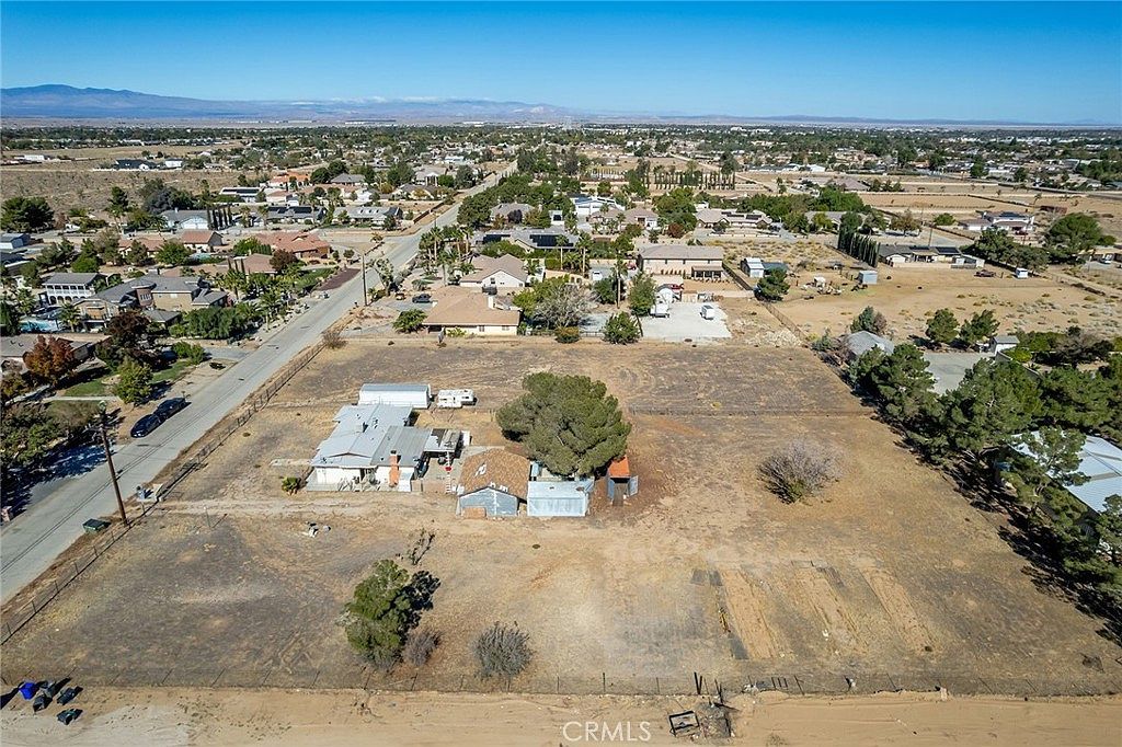 42106 22nd St W Lancaster, CA 93536 - Thumbnail 2