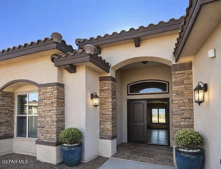 14532 Christian Castle Ave El Paso, TX 79938 - Thumbnail 2