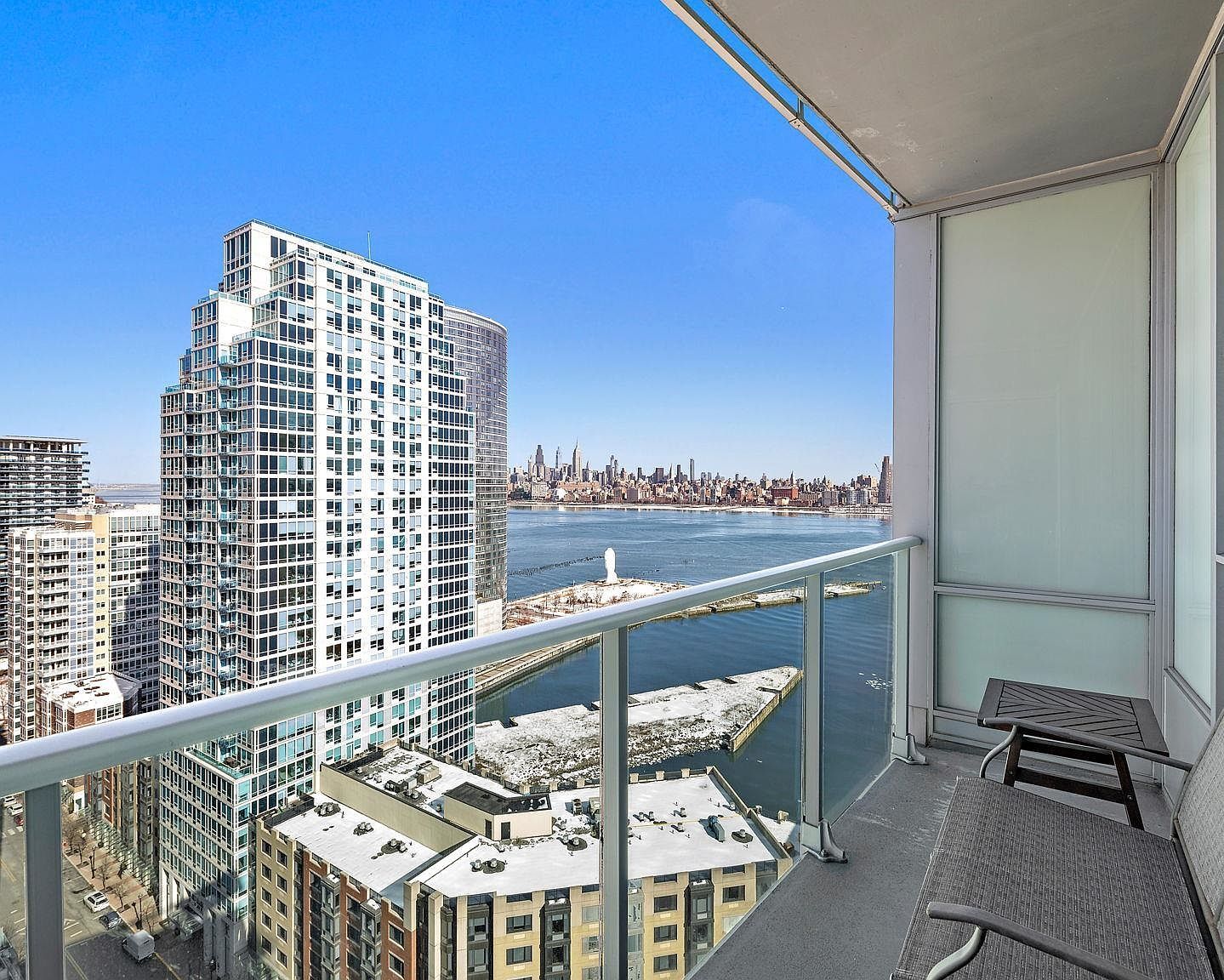 20 Newport Pkwy APT 2609 Jersey City, NJ 07310 - Thumbnail 2