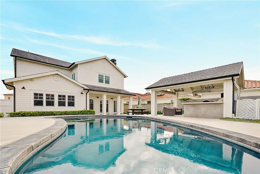 1632 W 10th St San Pedro, CA 90732  | Single Family