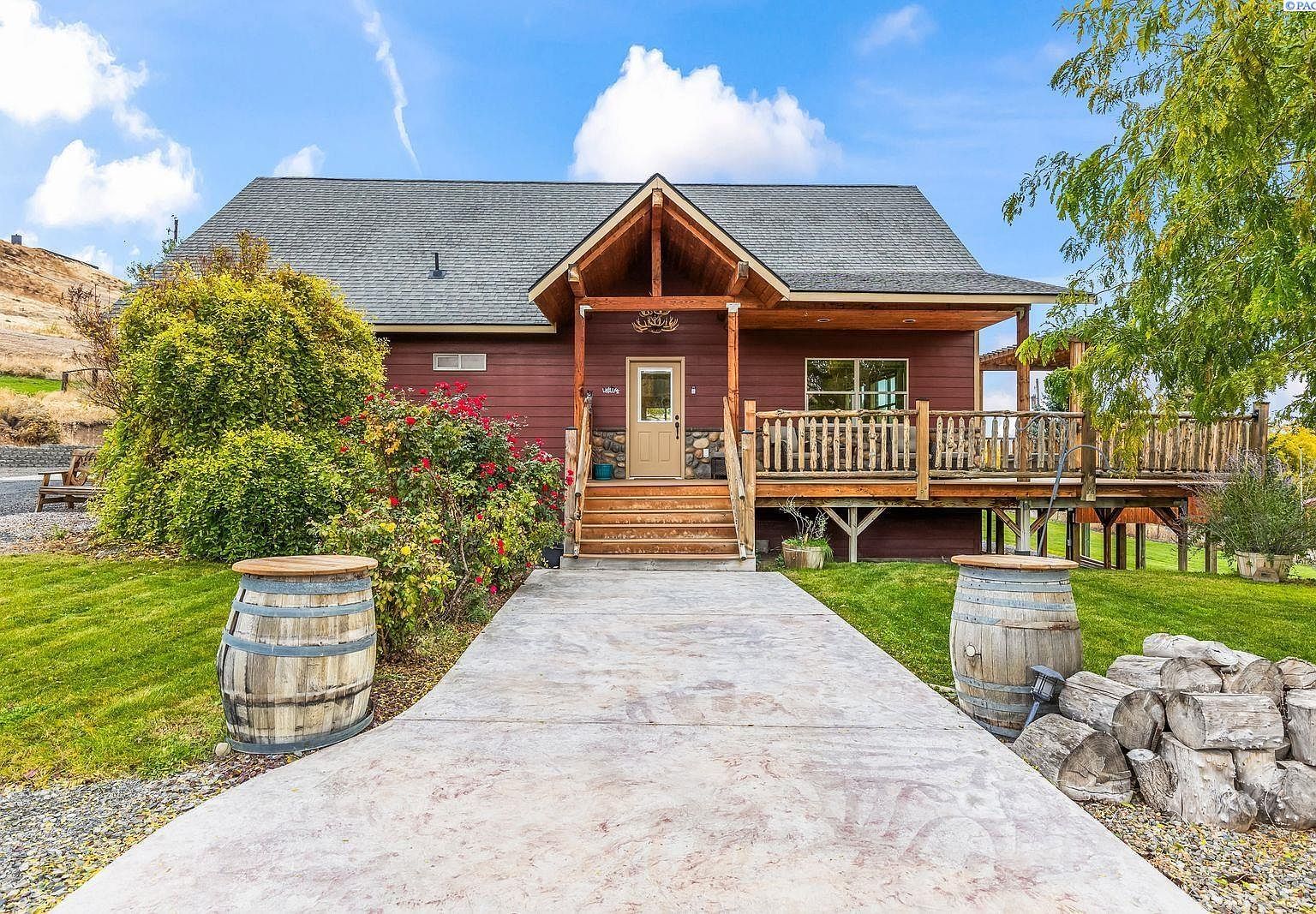 233 Tibbling Rd Selah, WA 98942 - Thumbnail 2