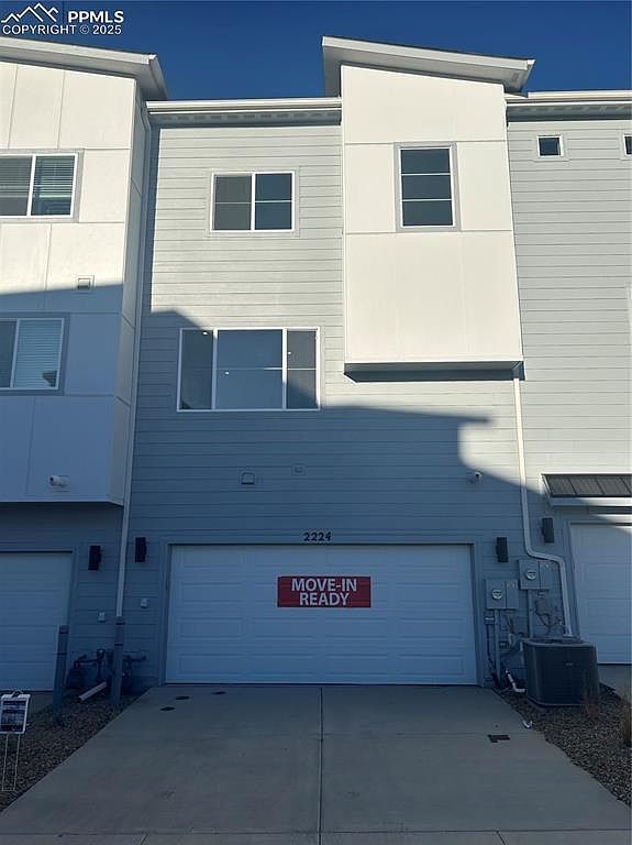 2224 Peridot Loop Hts Colorado Springs, CO 80908 - Thumbnail 2