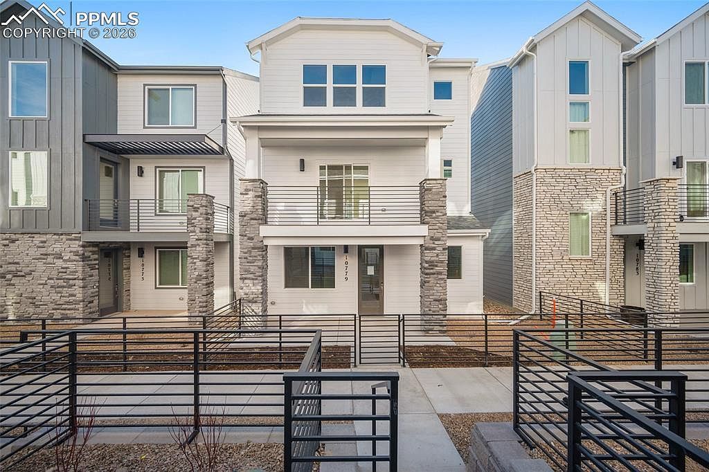 10779 Spalding Vw Colorado Springs, CO 80908 - Thumbnail 2